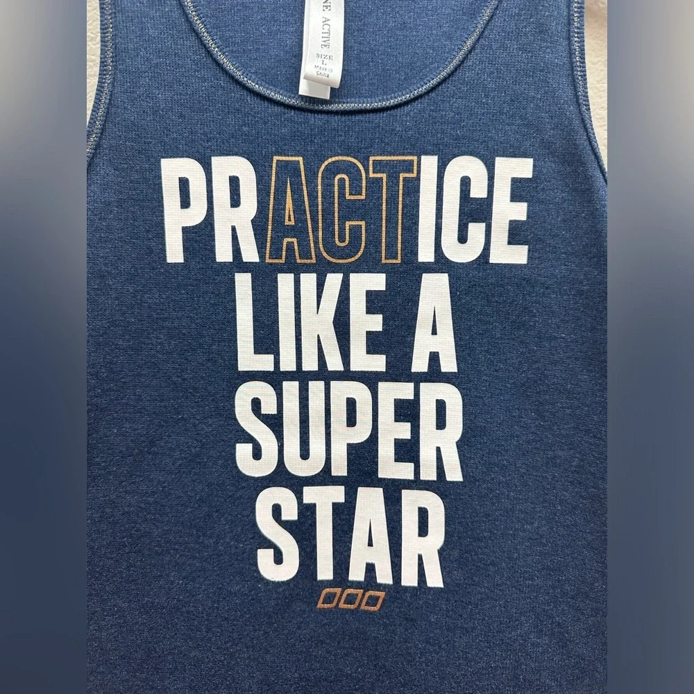 New Lorna Jane Workout Tank - Picture 2 of 3